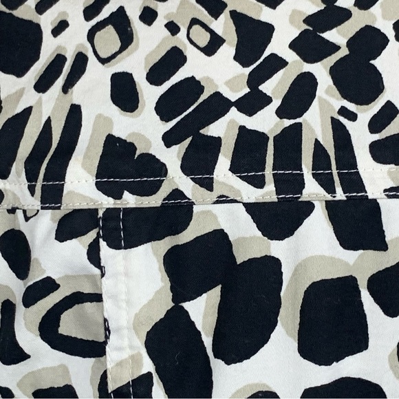 Chico's Shirt Jacket in Abstract Animal Print sz S / 4 Chico's Sz 0 - Picture 8 of 13